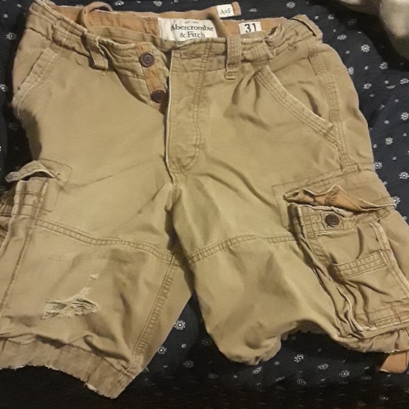 Abercrombie size 31 cargo shorts - Picture 3 of 3